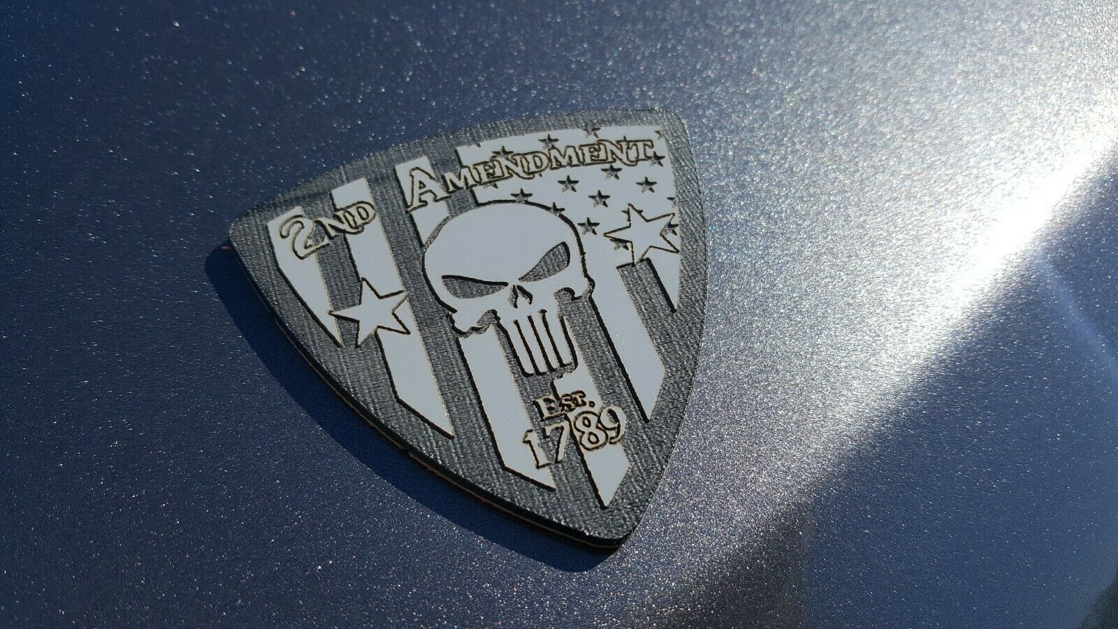FMSgear 2nd Second Amendment Emblem Punisher Skull metal badge with striped and star design